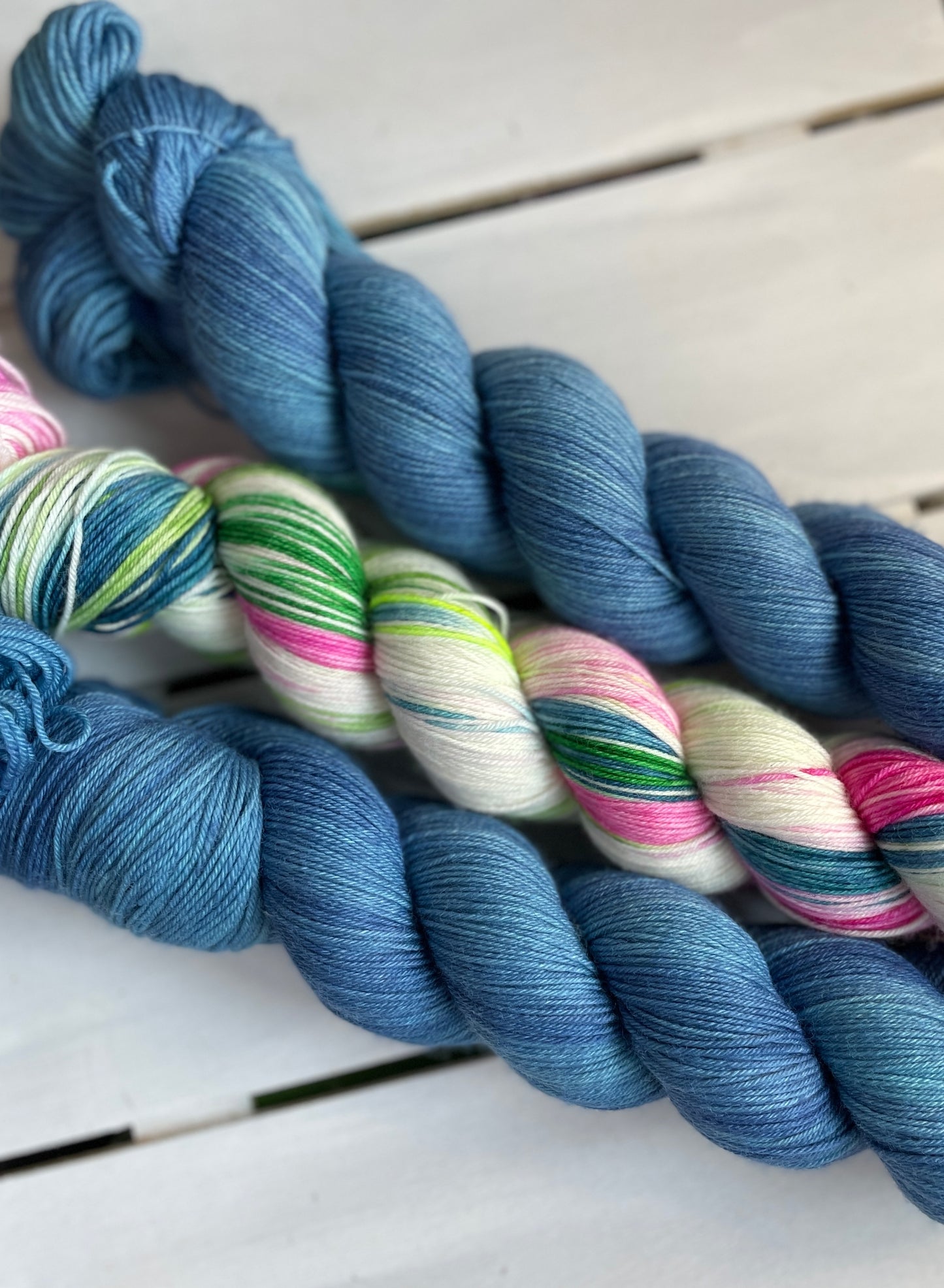 Bright Blossom Blue, superwash merino