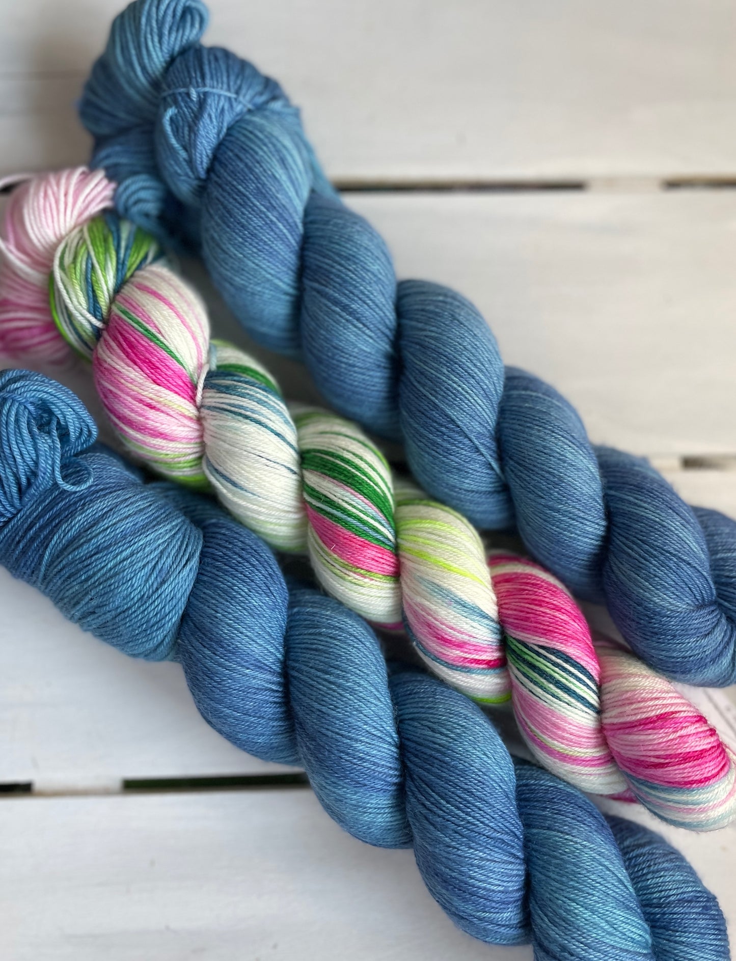 Bright Blossom Blue, superwash merino