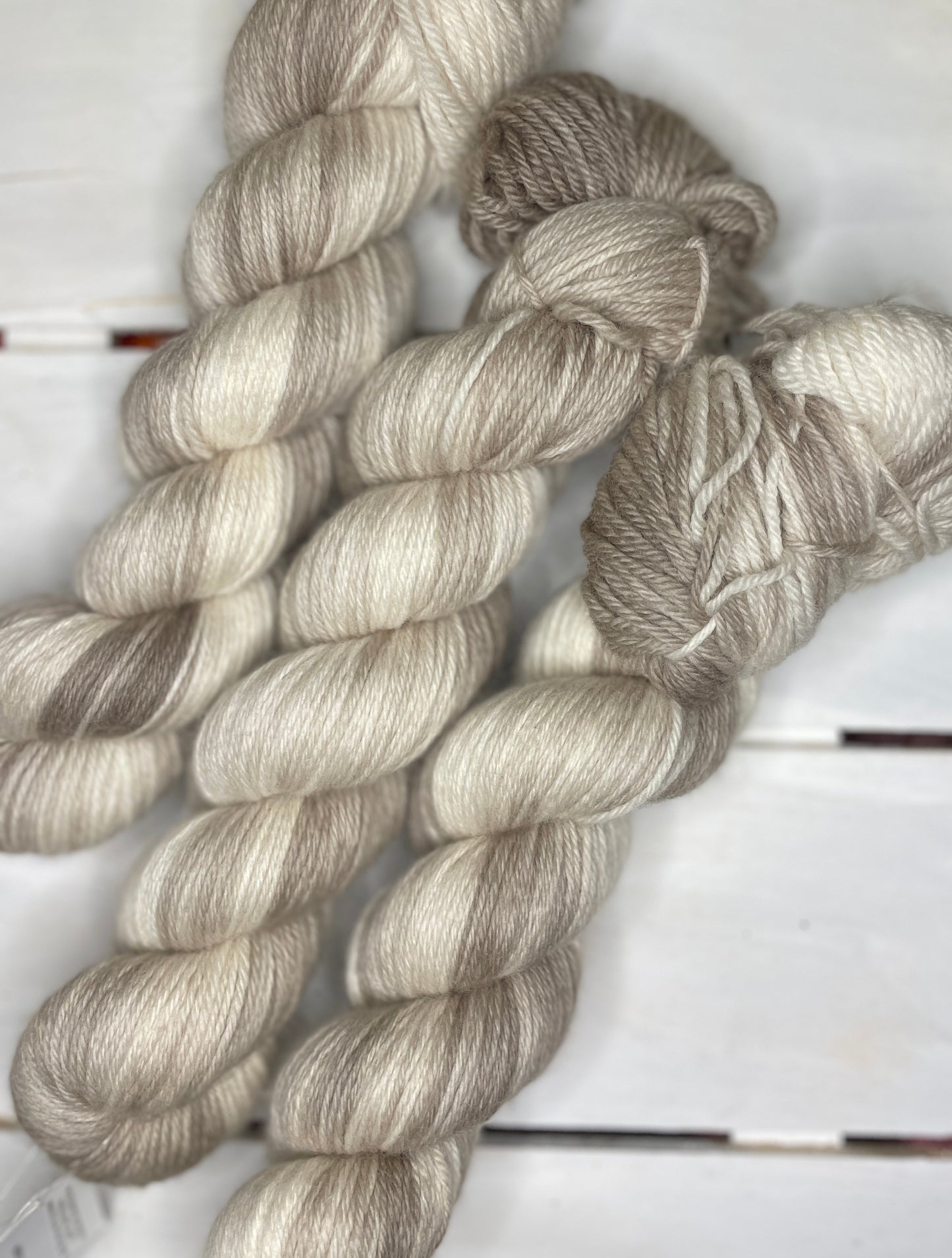 Silver Dapple, beige,grey,silver tones, superwash merino wool