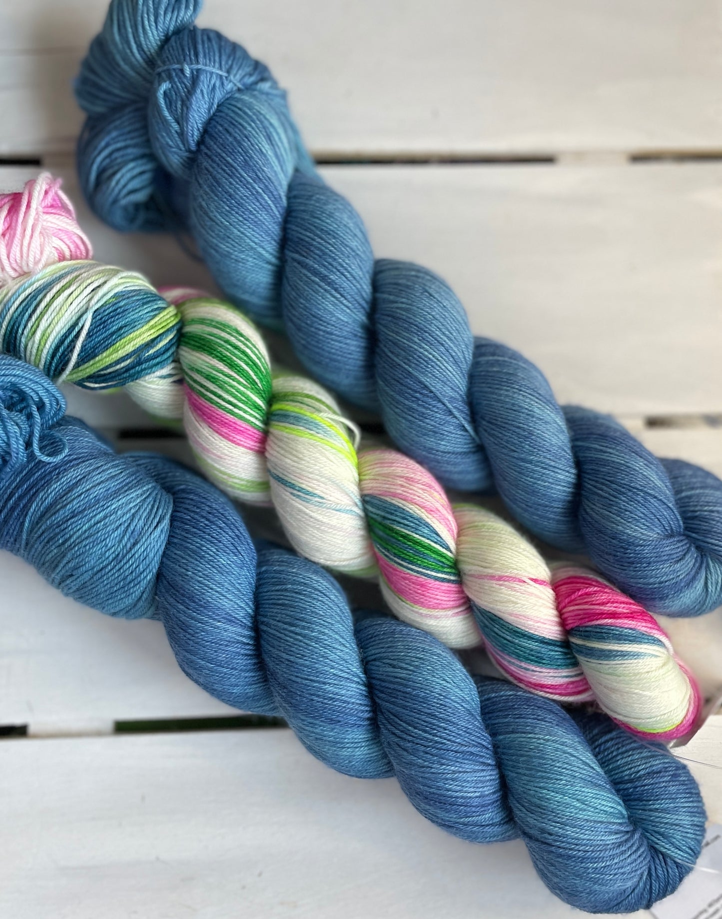 Bright Blossom Blue, superwash merino