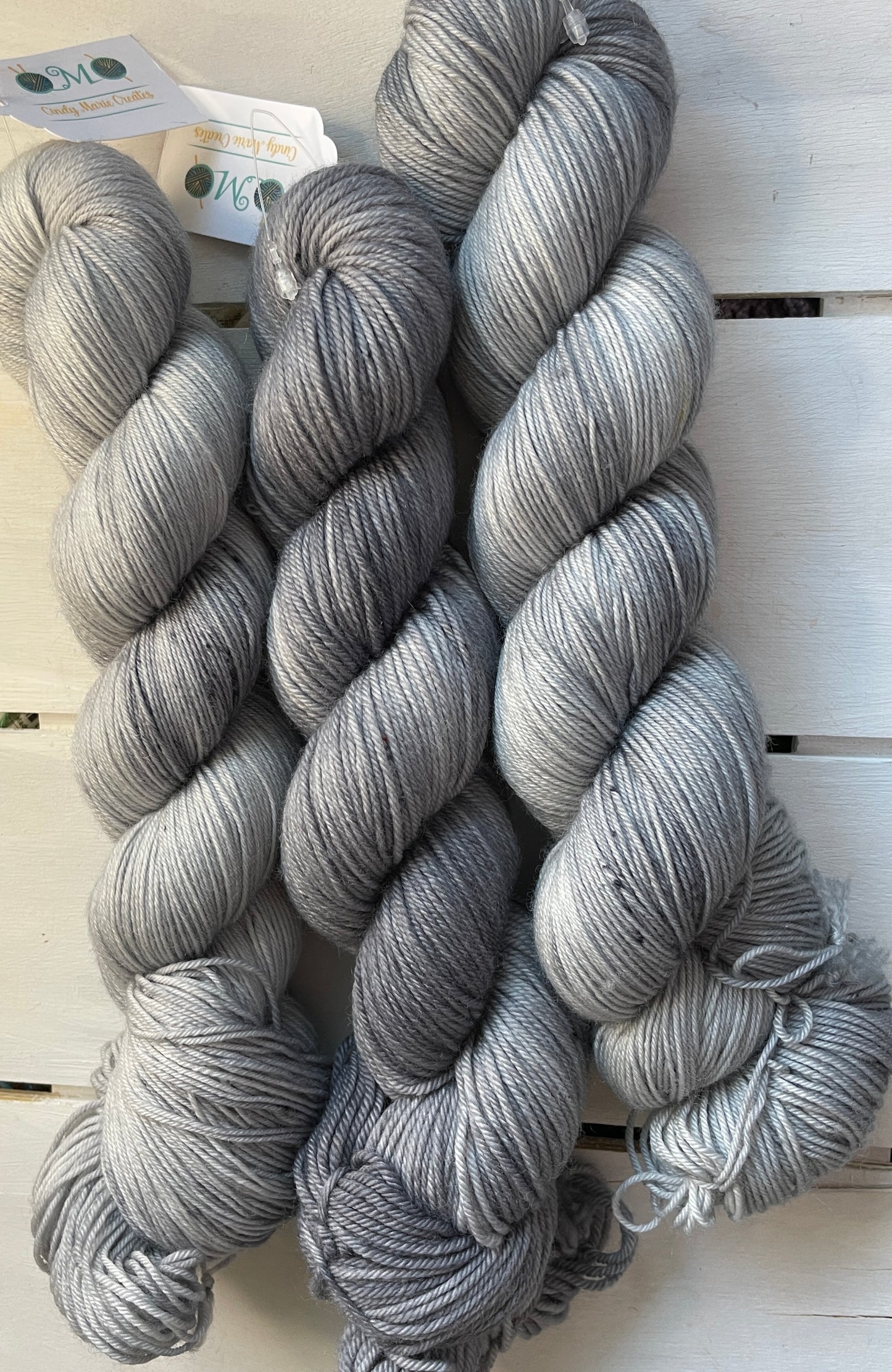 Silver Grey, superwash merino wool