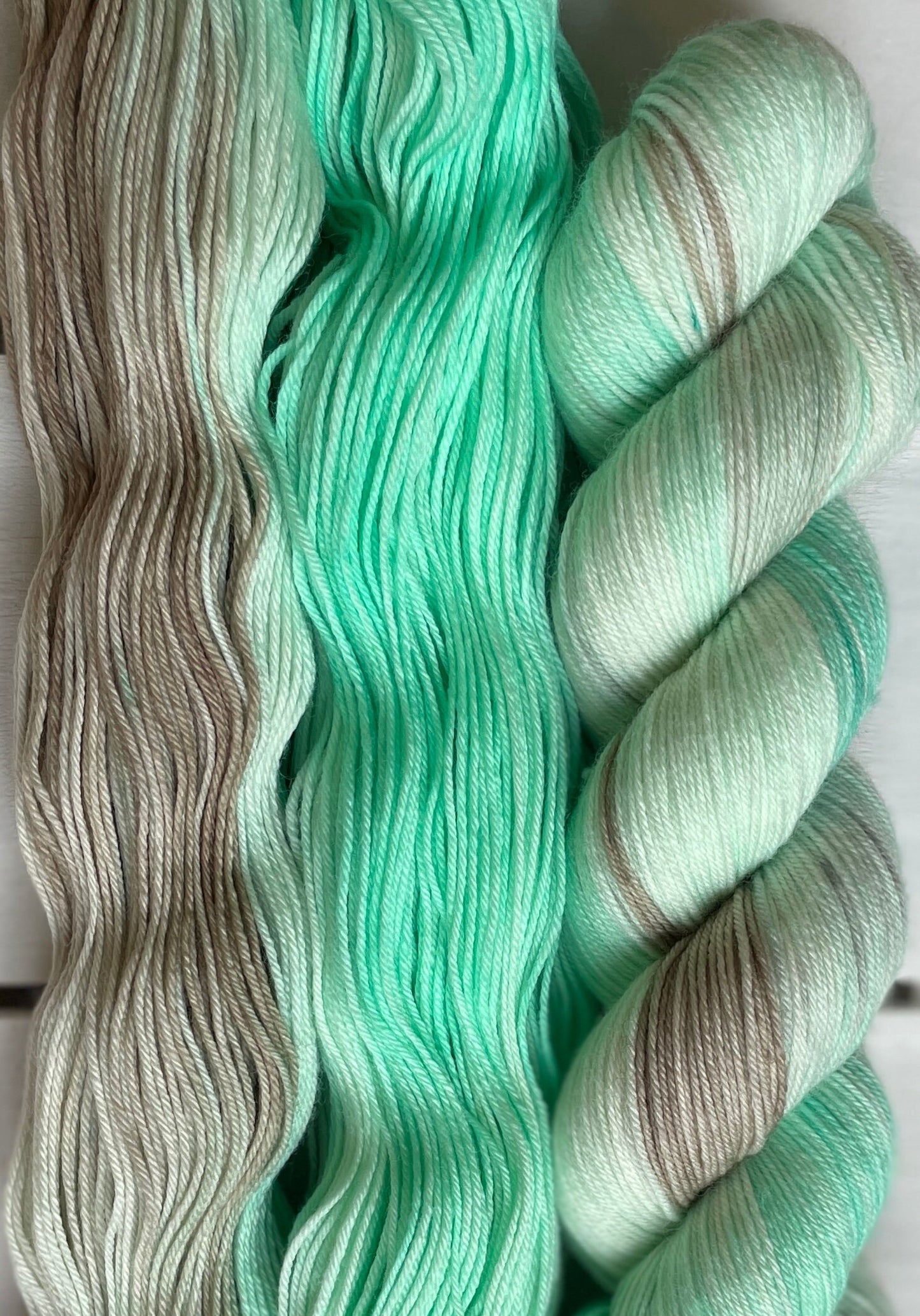 Beach Waves, green, beige, tan, superwash merino nylong wool